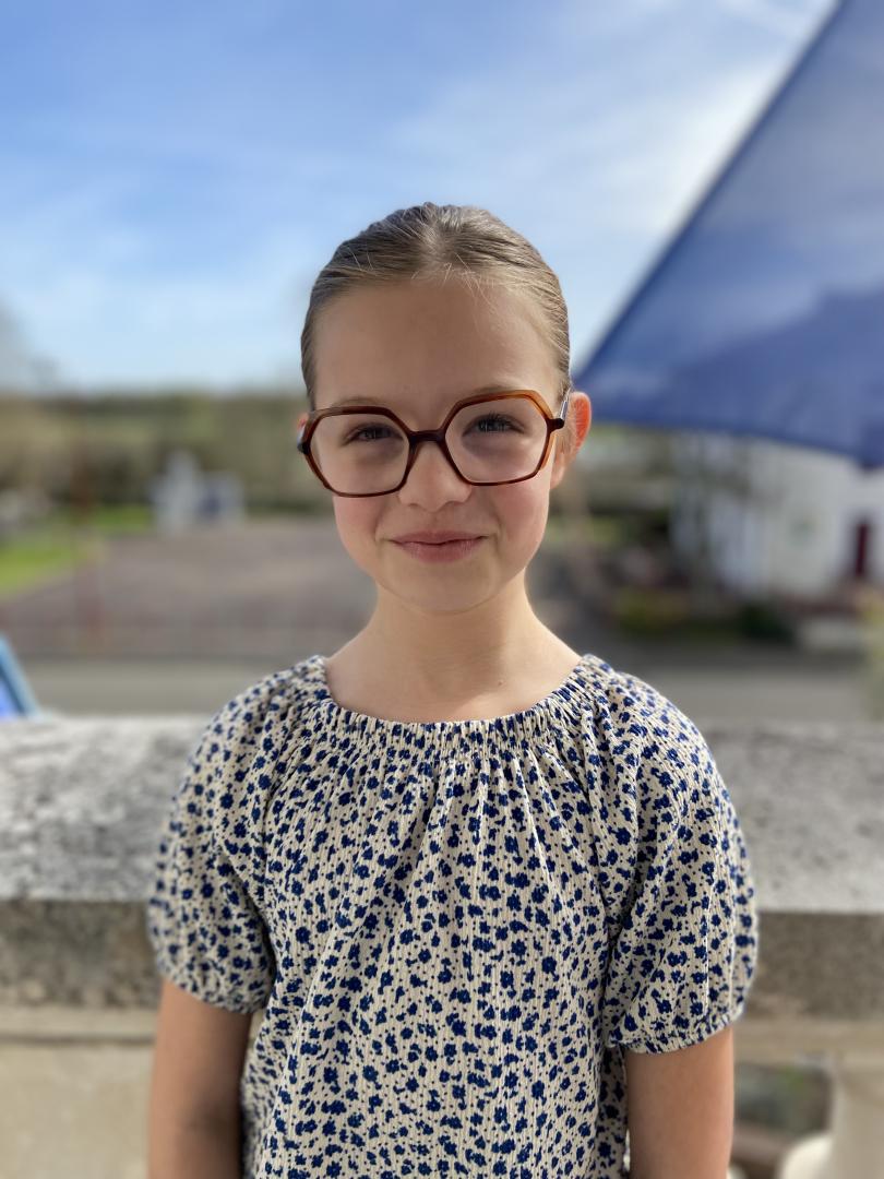 Emilie DOMERCQ CE2.jpeg